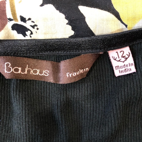 Bauhaus Fraulein Floral Print Peasant Dress - Picture 8 of 8